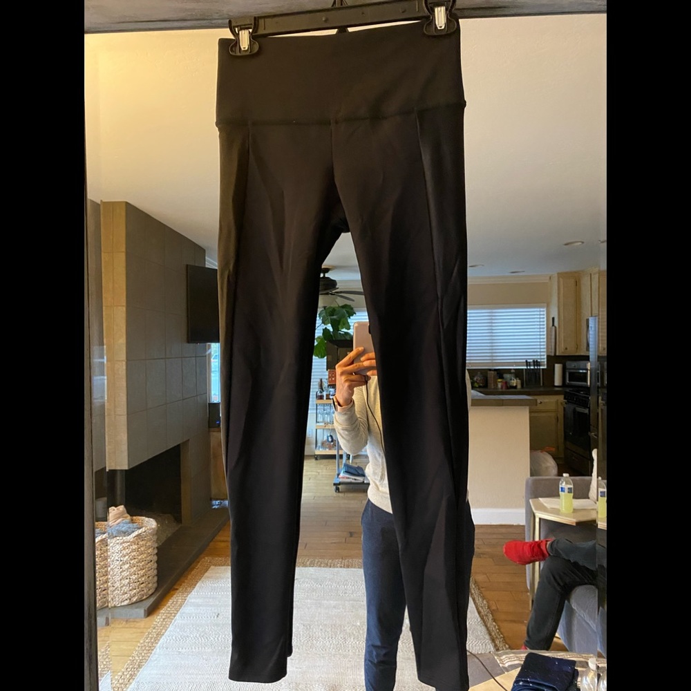 Noli yoga high waist leggings with faux leather trim on sides